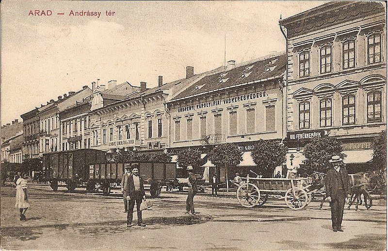 Datei:Arad Andrassy ter.jpg