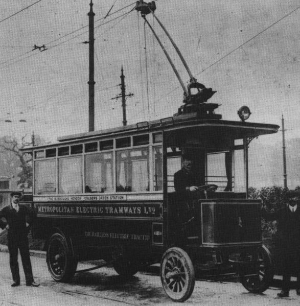 Datei:Trolleybus London 1909.jpg