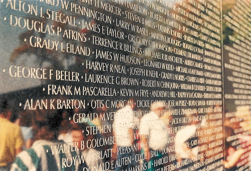 Datei:Vietnam Memorial 1.jpg