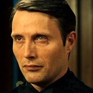 File:Le Chiffre by Mads Mikkelsen.jpg