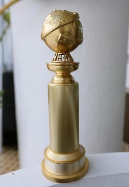 File:Golden Globe Trophy.jpg