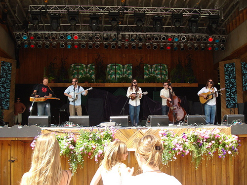 File:Greensky Bluegrass at Telluride Bluegrass Festival (22 June 2007).jpg
