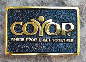 File:Consumers Cooperative of Berkeley belt buckle.jpg