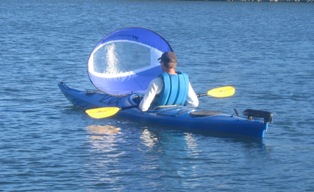 File:Kayak Sailing on the Columbia.jpg