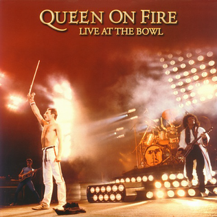 Queen on Fire - Live at the Bowl artwork