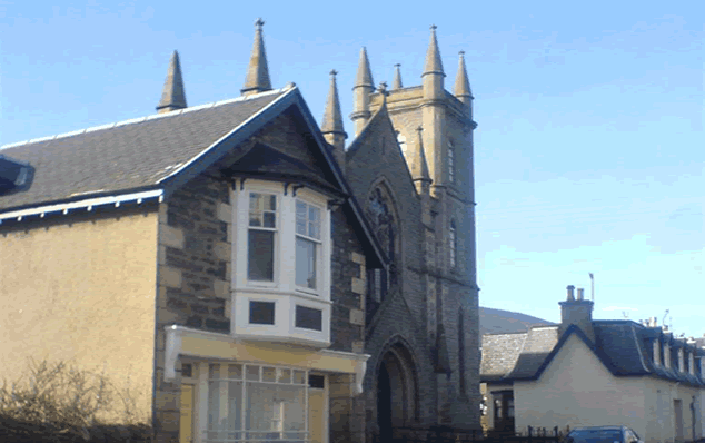 File:Kingussie church.gif