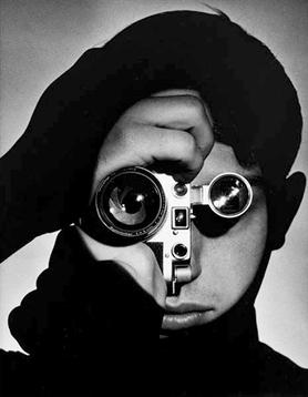 File:Feininger, The Photojournalist.jpg