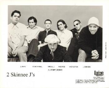 File:2 Skinnee J's.jpg