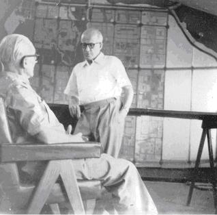 File:Pierre Jeanneret in conversation with Le Corbusier at the Le Corbusier Centre in Chandigarh.jpg