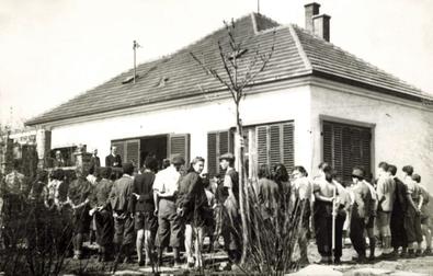 File:Slovak Jewish Center retraining course (1941).jpg