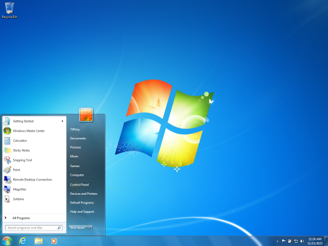 File:Windows 7 SP1 screenshot.png