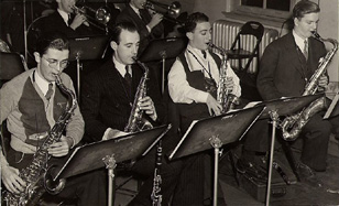 File:Charlie Spivak saxophone section with Don Raffell.jpg