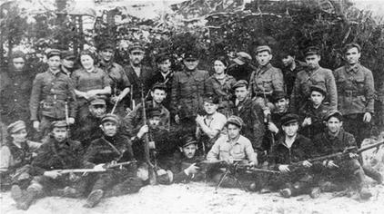 File:Bielski partisans.jpg