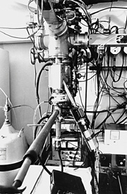 File:Transactinide chemistry apparatus Dubna.jpg