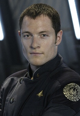 File:BSG - Karl Agathon (Tahmoh Penikett).jpg