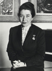 File:Emily Genauer 1956.jpg