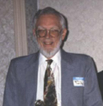 Уильям А. Смолли (1923–1997) .jpg