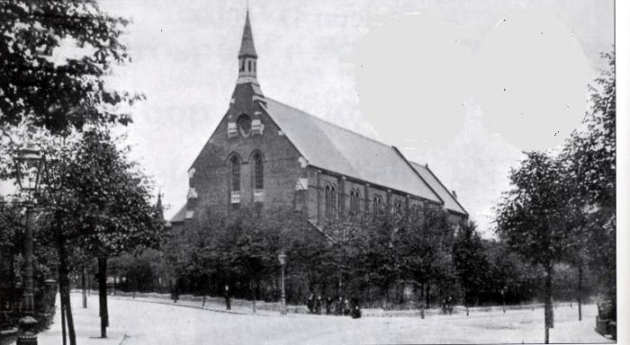 File:Holy Trintity, Stroud Green (exterior).jpg