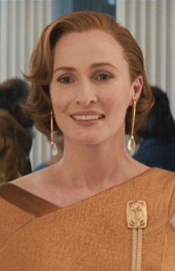 File:Mon Mothma-Genevieve O'Reilly (Andor 2022).png