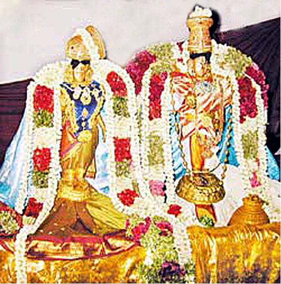 File:Alamarathupatti Narayana and nachiyar .jpg