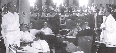 File:Sen. Primcias debates Sen. Paredes.jpg