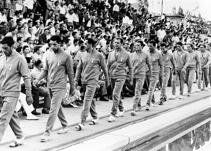 File:Italian waterpolo team circa 1950.jpg