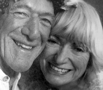 File:Robert and Margrit Mondavi.jpg