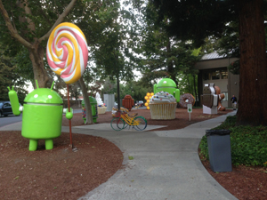 Статуи Android 2015.jpg