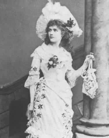 File:Marion Hood as Mabel.jpg