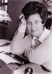 File:Erma Bombeck.jpg