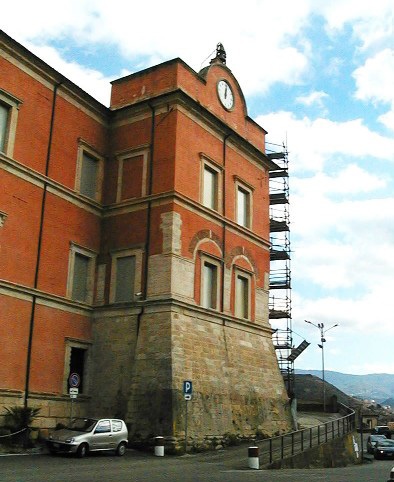 File:Palazzo Arnone.jpg