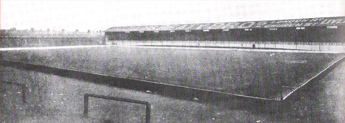 File:Goodison-park-bullens-road-1905.jpg