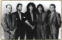 GTR, 1986. Слева направо: Фил Сполдинг, Стив Хакетт, Джонатан Мовер, Стив Хоу и Макс Бэкон.