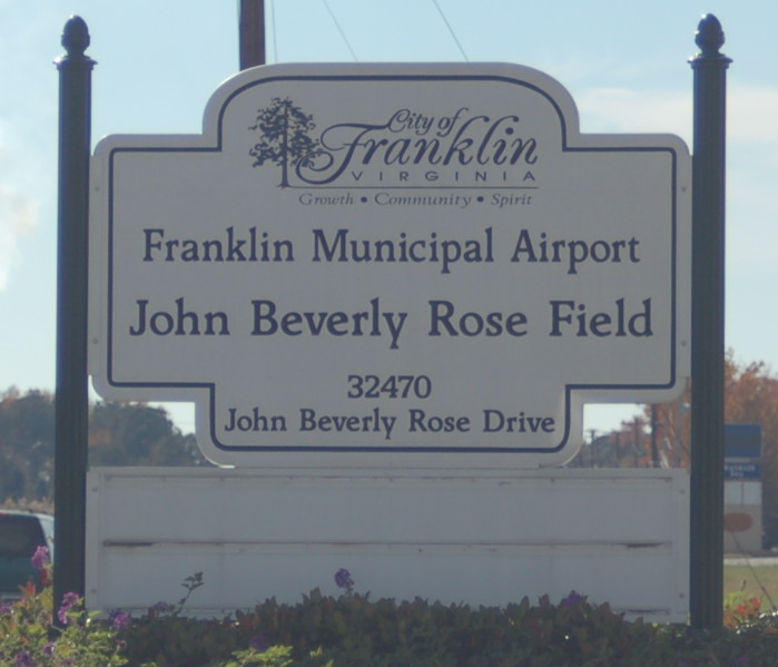 File:KFKN airport sign.JPG