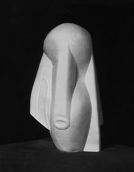 File:Joseph Csaky, 1920, Tête (Head), marble, 28 cm, photograph by Léonce Rosenberg, Kröller-Müller Museum.jpg