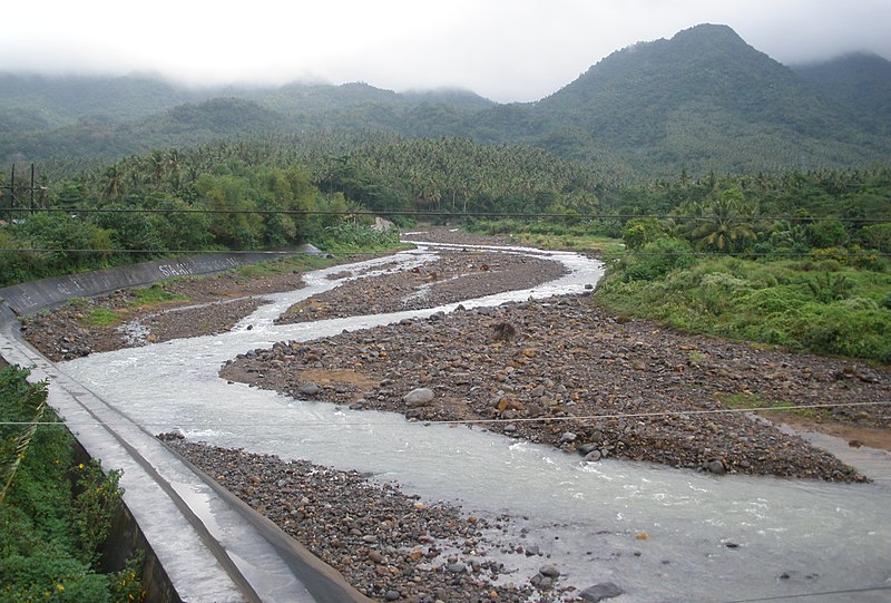 File:Cawayan River (Sorsogon City) flowing from the Pocdol Mountains.jpg