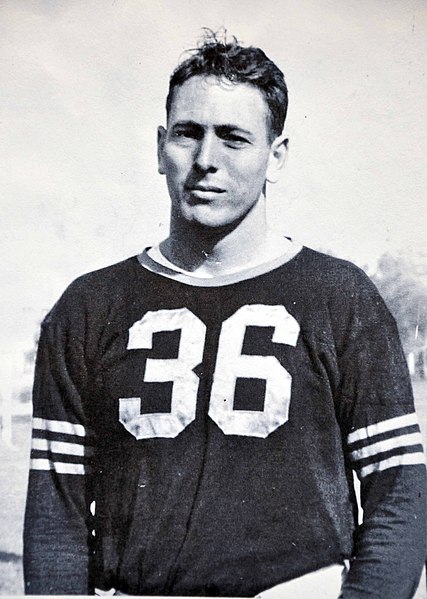 File:Stuart Clarkson of Chicago Bears.JPG