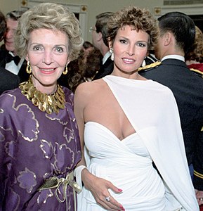 File:Raquel Welch with Nancy Reagan.jpg