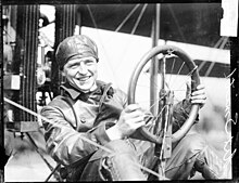 Art Smith (pilot) 1915.jpg