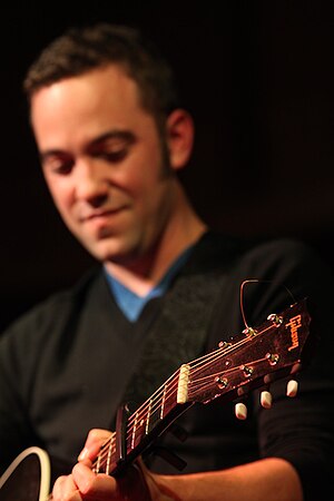 Justin Rutledge performing at Vancouver's St. ...