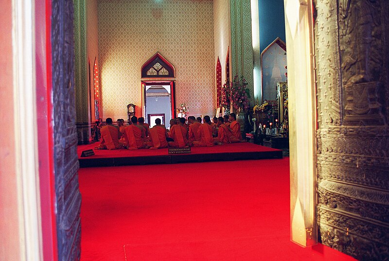 File:Marble-temple-monks-inside.jpg