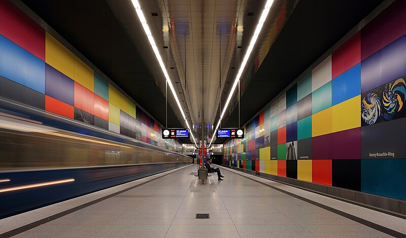 File:Munich subway station Georg-Brauchle-Ring.JPG