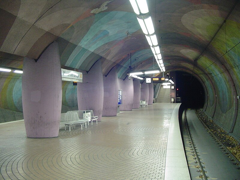 File:Essen-station-messe ost.jpg