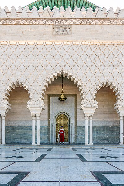 File:Mausoleum of Mohammed V - guard.jpg