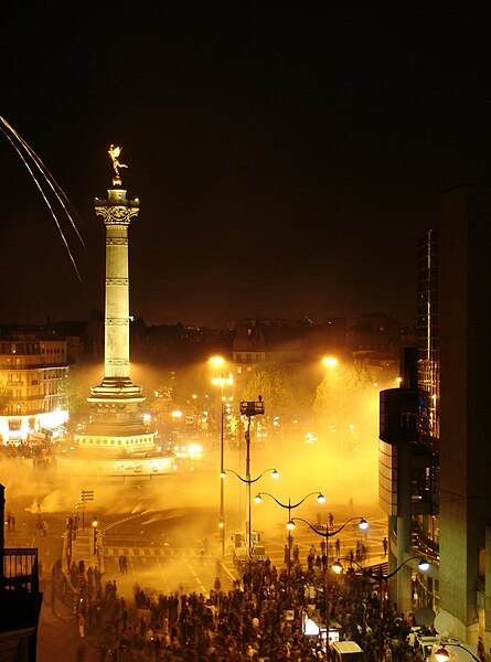 File:Place de la Bastille during the riots that followed the 05-06-2007 presidential elections.JPG