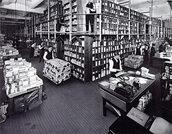 Street & Smith book department in 1906.jpg