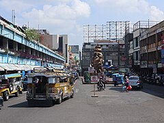 Naga City proper, Gen. Luna, Oragon Plaza