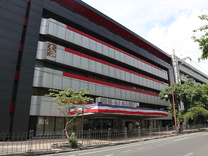 File:Department of Tourism (Buendia, Makati; 06-20-2021).jpg