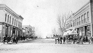 Main Street, Worthington - 1895