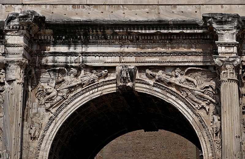 File:Spandrels with Victorias on the Arch of Septimius Severus.jpg